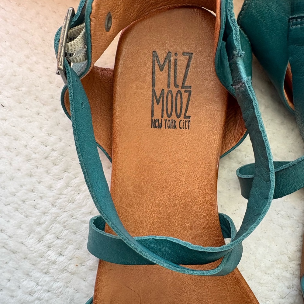 Miz Mooz Women's Alanis Turquoise Leather Strappy Flat Sandals Size 36 US 6 - Picture 4 of 7